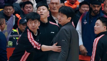 九游娱乐-爆砍42分！克里斯大号2双，CBA焦点1战：山东险胜，2大外援咋回事